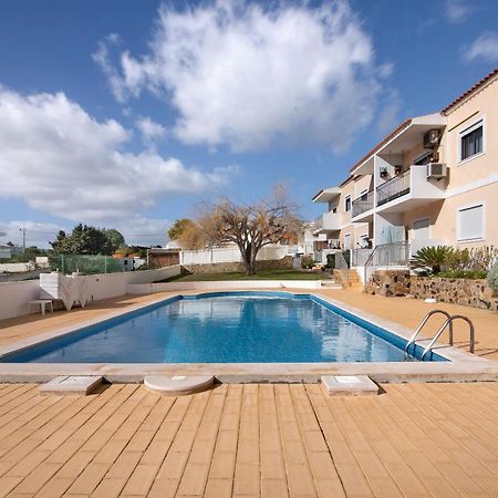 T1 Apartamentos Vista Alegre อัลบูเฟรา ภายนอก รูปภาพ