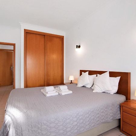 T1 Apartamentos Vista Alegre อัลบูเฟรา ภายนอก รูปภาพ