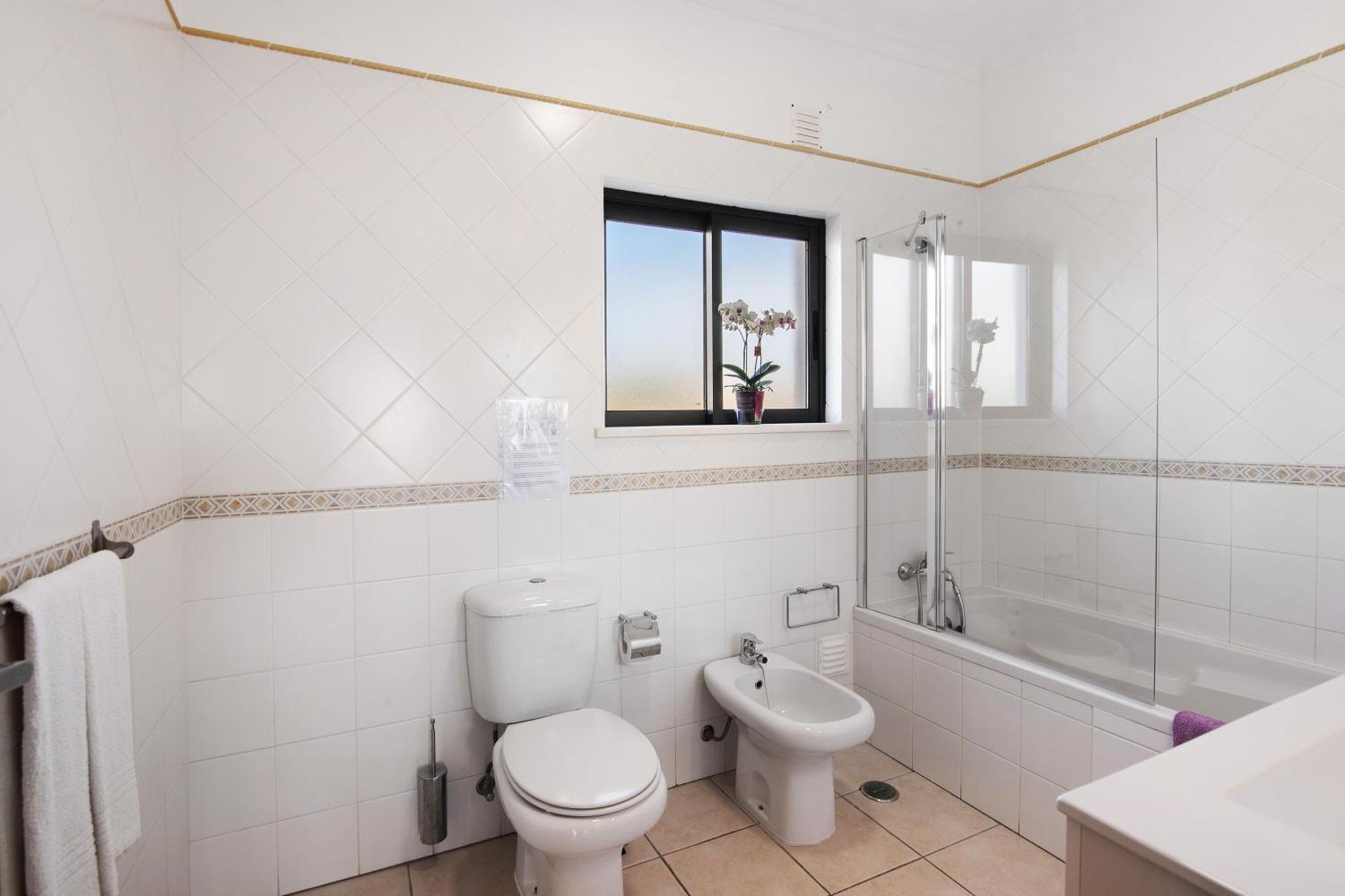 T1 Apartamentos Vista Alegre อัลบูเฟรา ภายนอก รูปภาพ
