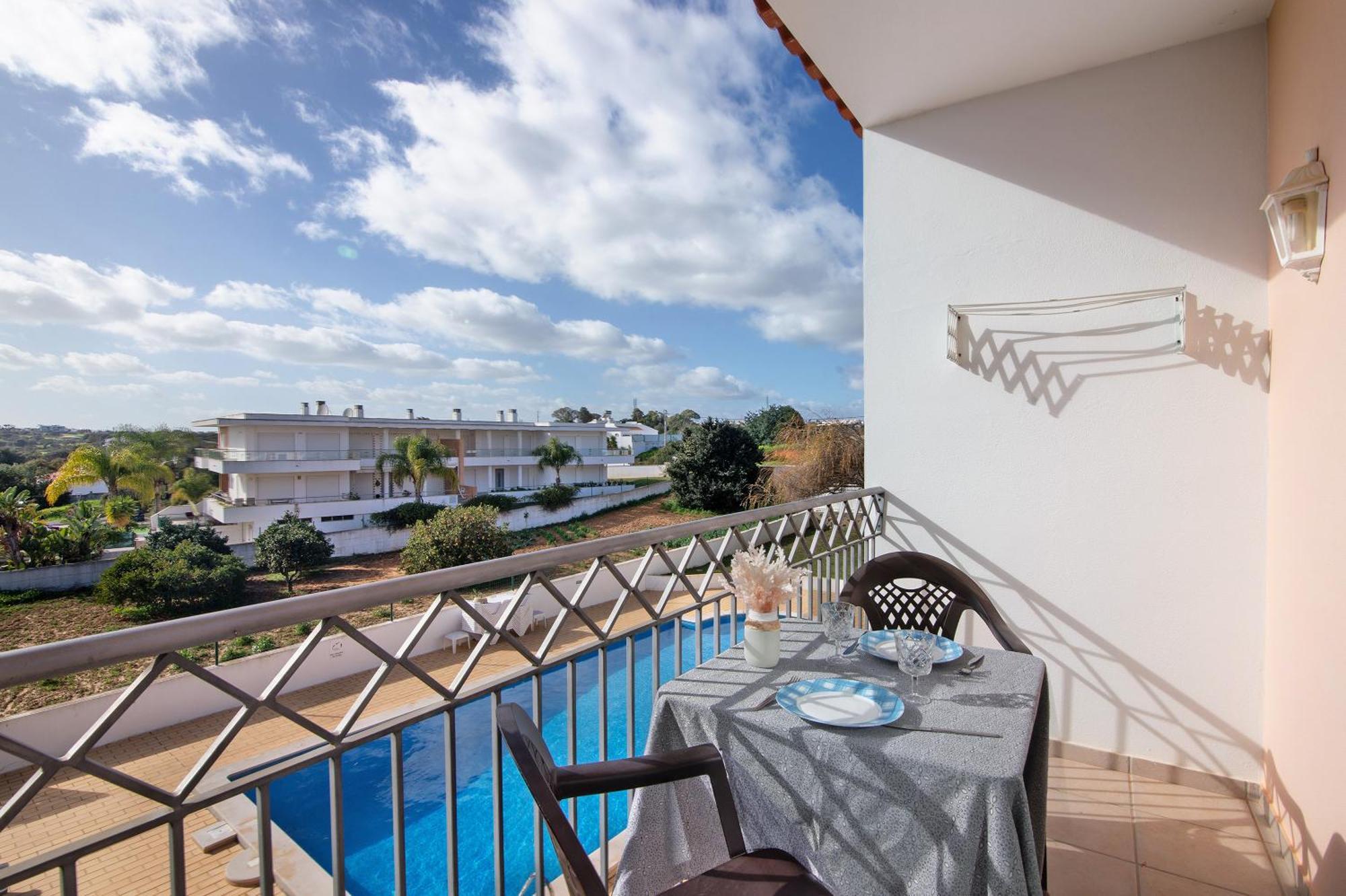 T1 Apartamentos Vista Alegre อัลบูเฟรา ภายนอก รูปภาพ